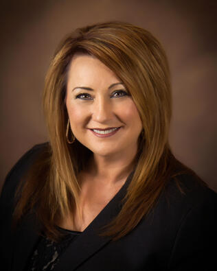 Headshot of Sonia Welker