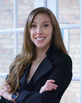 Headshot of Kelsey Fox