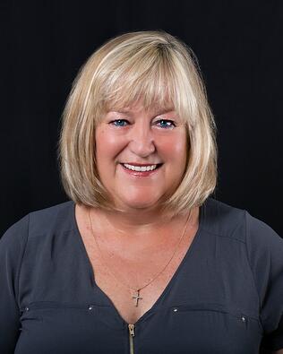 Headshot of Julie Zook