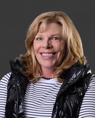 Headshot of Diane Pennington