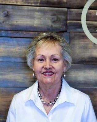 Headshot of Dianne Osgood