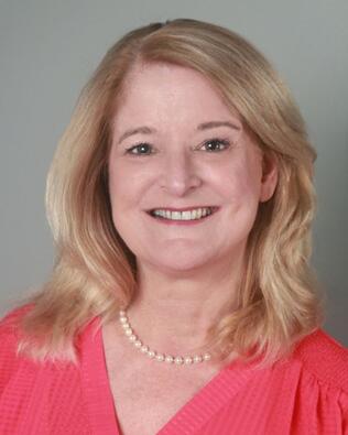 Headshot of Laura Picot Sayles