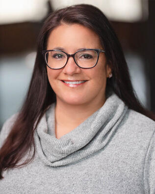 Headshot of Nicole Scott