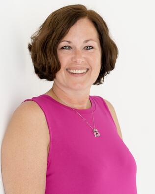 Headshot of Marci Levesque