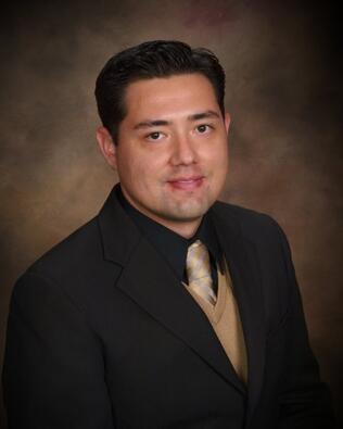 Headshot of Martin Ruiz
