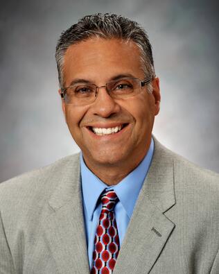 Headshot of Robert Fenoglietto