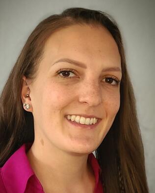 Headshot of Amy Boettcher