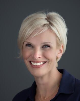 Headshot of Renee Tate