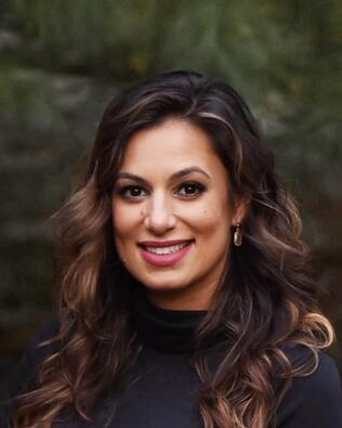 Headshot of Danielle Conde