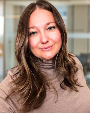 Headshot of Adriana Barrington