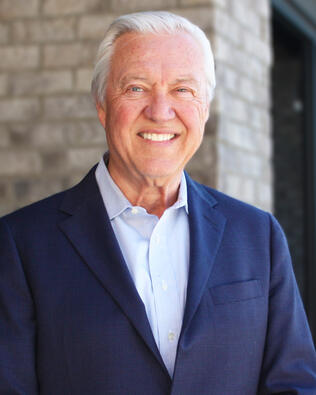 Headshot of Paul Roman