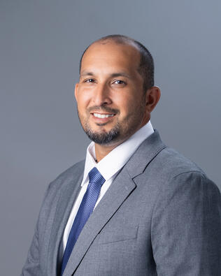 Headshot of Roberto Bermudez