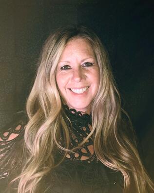 Headshot of Christine Burch