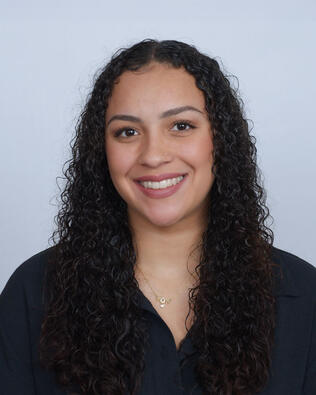 Headshot of Benecia Mendez