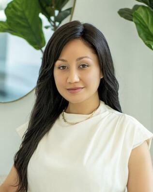 Headshot of Stephanie LaBoy
