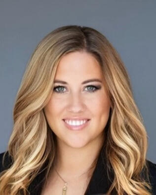 Headshot of Meghan Calbaugh