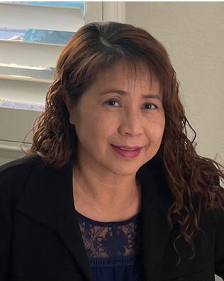 Headshot of Julie Nguyen