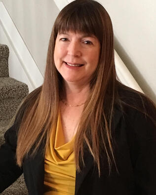 Headshot of Marcy Gatell - Kernicky