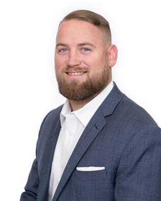 Headshot of Brandon Reichenau