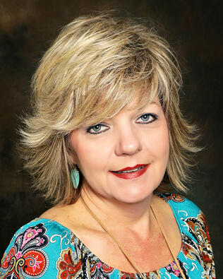 Headshot of Rhonda Foster