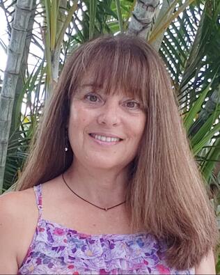 Headshot of Barbara Joia
