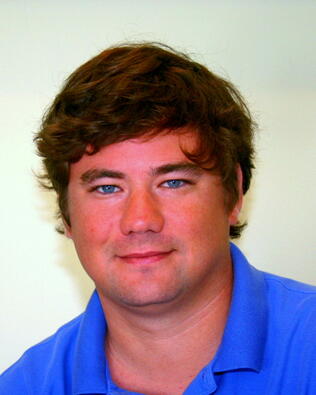 Headshot of Kyle Nash
