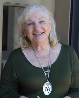 Headshot of Maria Boling