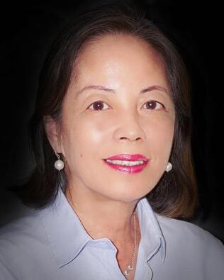 Headshot of Monique Nguyen