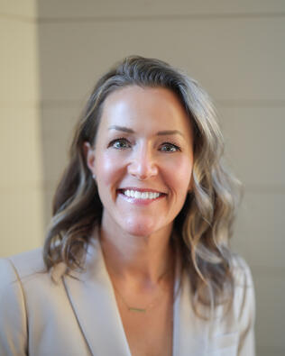 Headshot of Kelley Butterfield