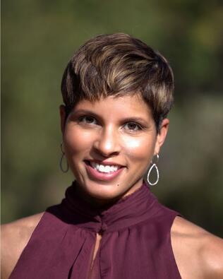 Headshot of Tara Gilmore