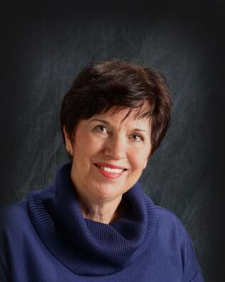 Headshot of Phyllis Burke