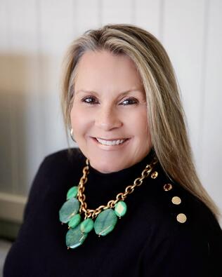 Headshot of Beverly Mineo