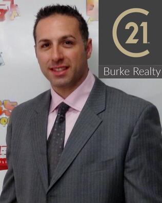 Headshot of Jon Gallo