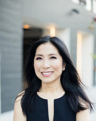 Headshot of Joanne Leong