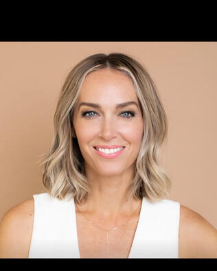 Headshot of Natalie Burghardt
