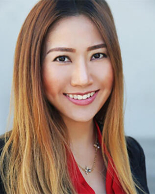 Headshot of Nikki Kaeswith