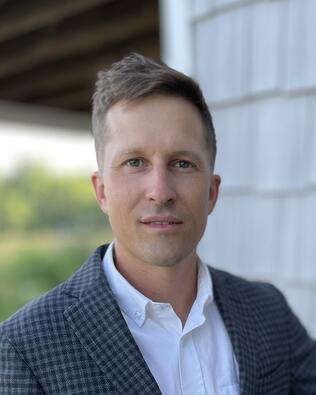 Headshot of Ben Davies