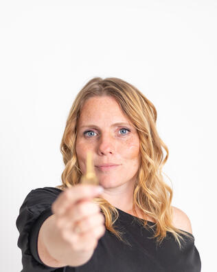Headshot of Angelena Hankins