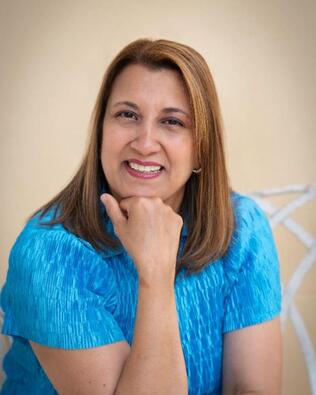 Headshot of Suzan Mikhail