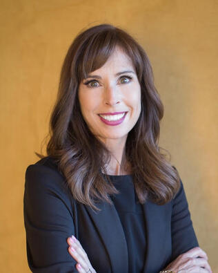 Headshot of Jeannie Pleasant
