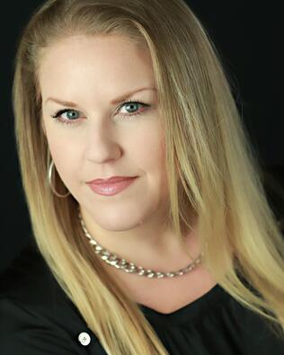 Headshot of Amy Corvino