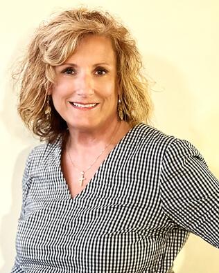 Headshot of Beverly Bennett