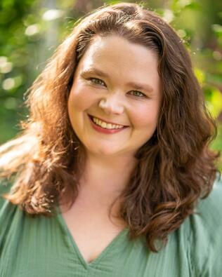 Headshot of Beth Guy