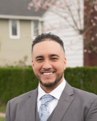 Headshot of LUIS GONZALEZ