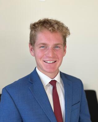 Headshot of Trevor Anderson