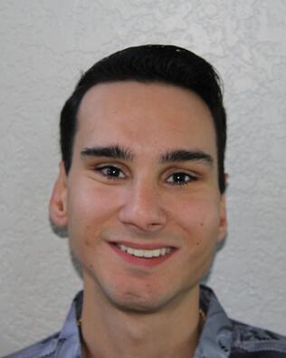 Headshot of Donovan Perry