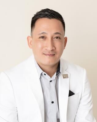 Headshot of Minh Tran