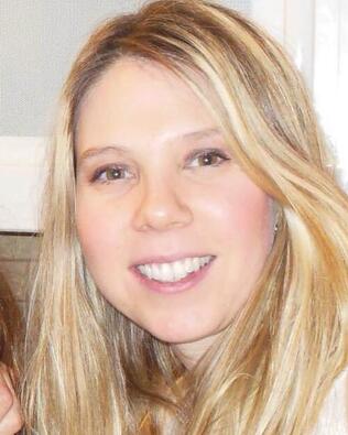 Headshot of Heather Schwarz