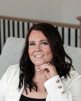 Headshot of Rachel Jacobson