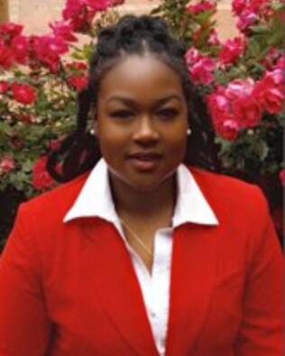 Headshot of Cassundra Brown